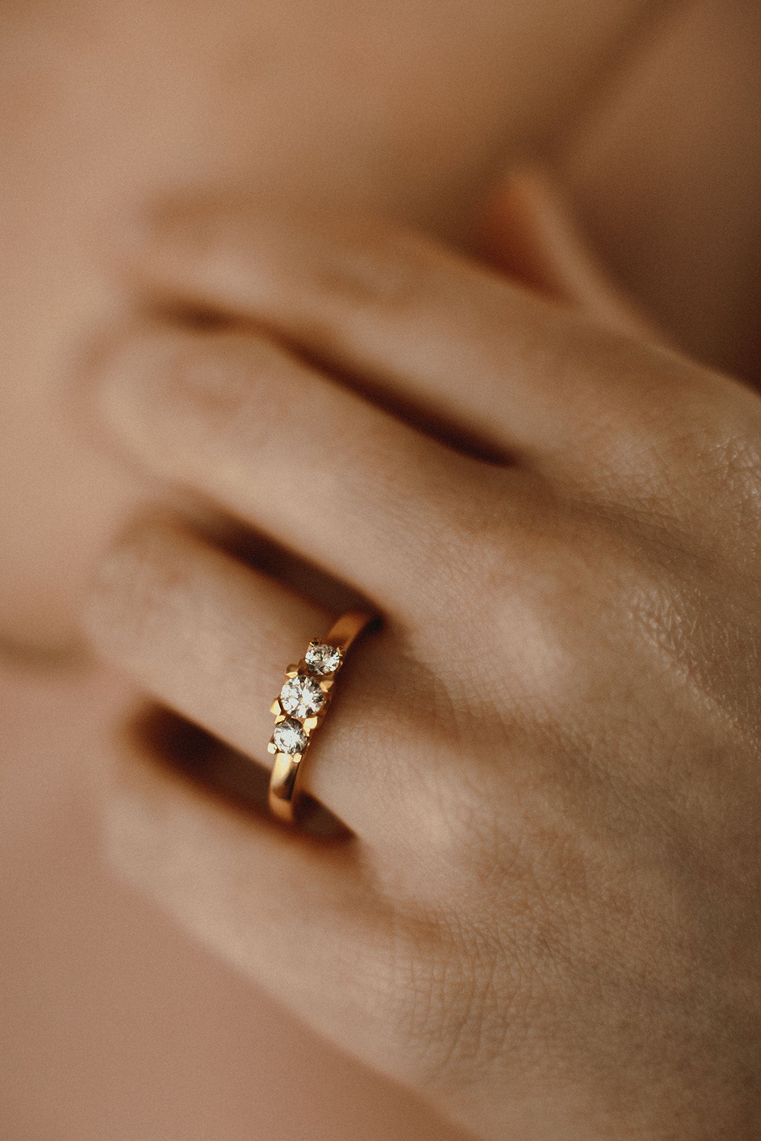 Lau - Large (1 x 0,21ct + 2 x 0,11ct)