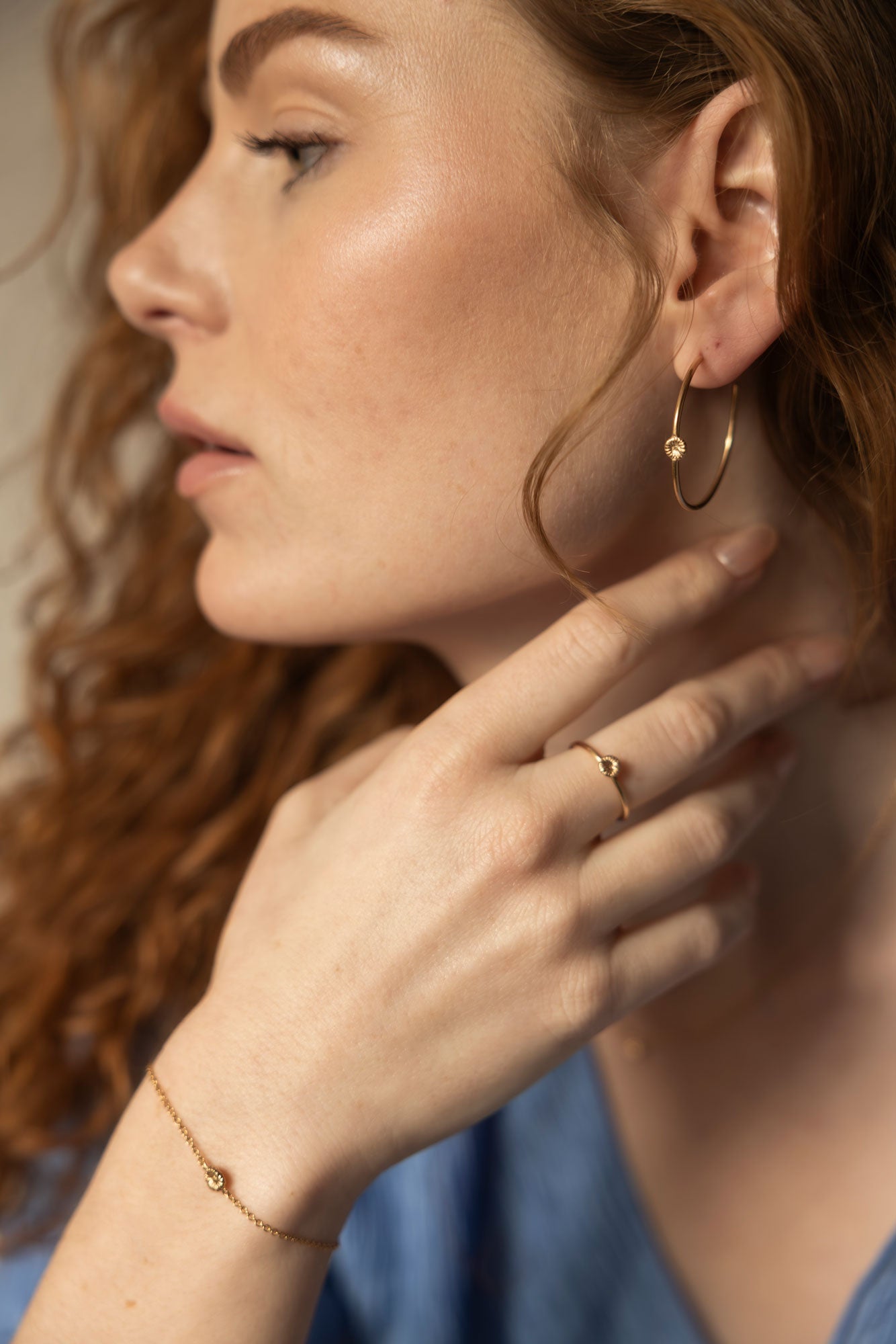 Knappkorall - Örhänge Creol, Stort