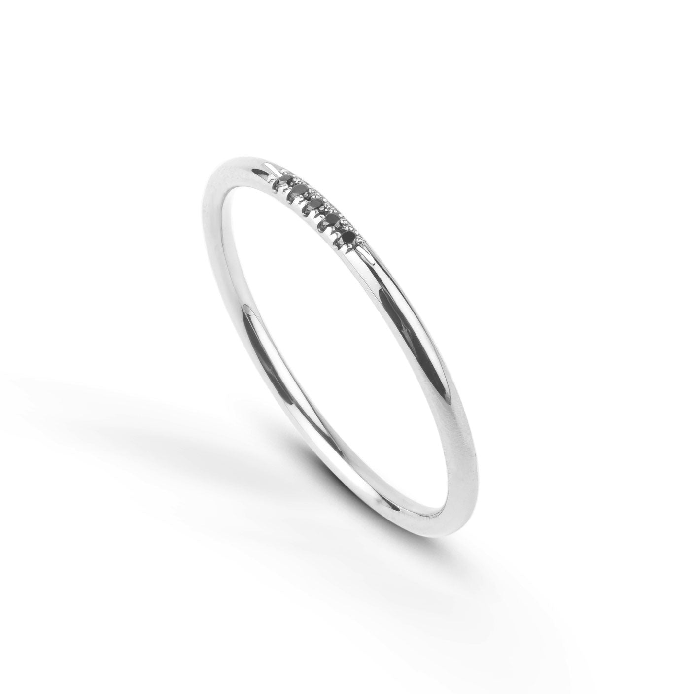 Leilu - svart diamant - 18k guldring