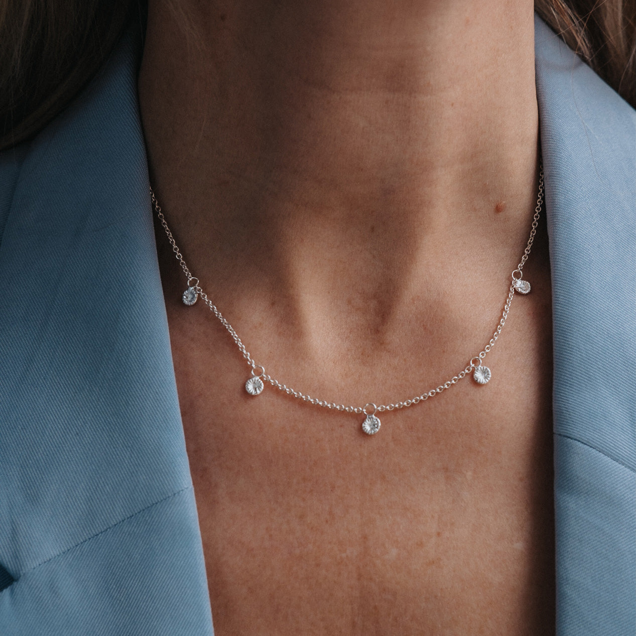 Knappkorall - Halsband ”Multi Drop”