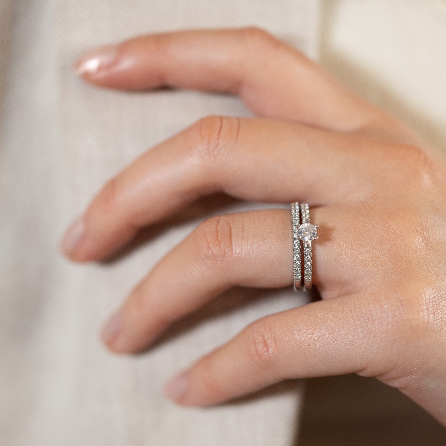 Vitviken - 19 x 0,015 ct - Alliansring