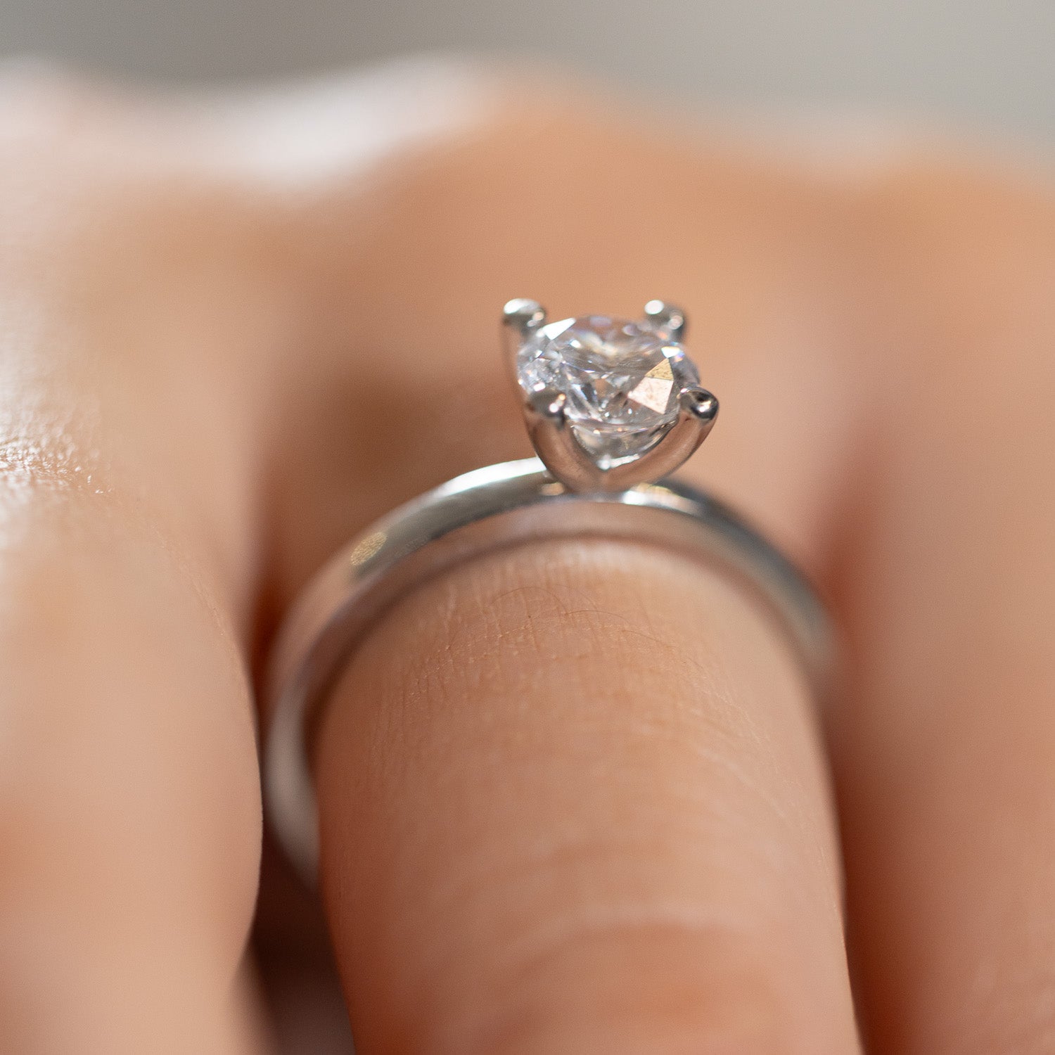 Karlsö 1 ct – tidlös solitärring