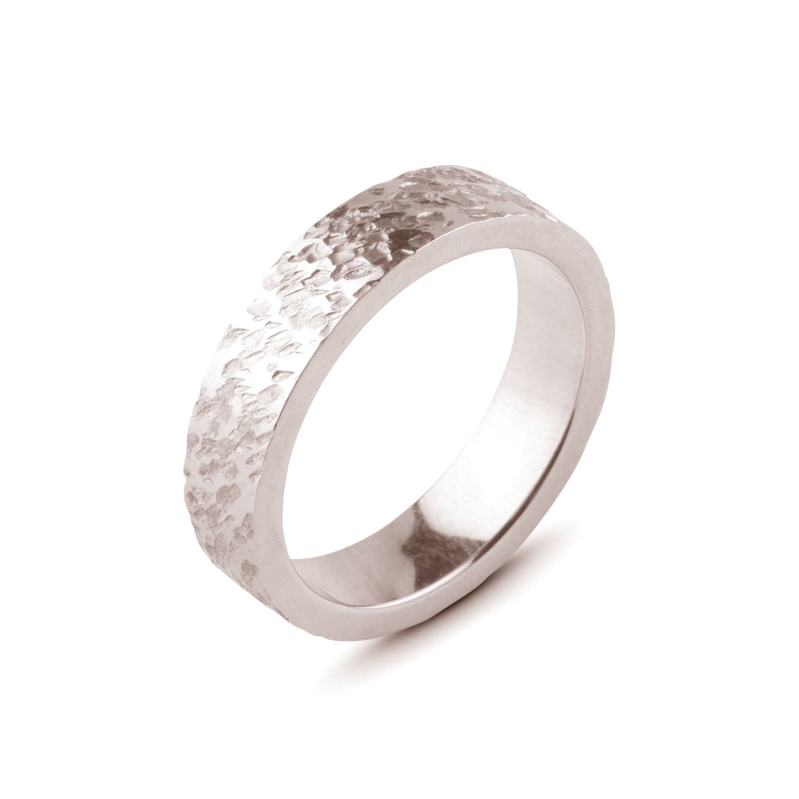 KARG - Bred 5 mm silverring med hamrad yta