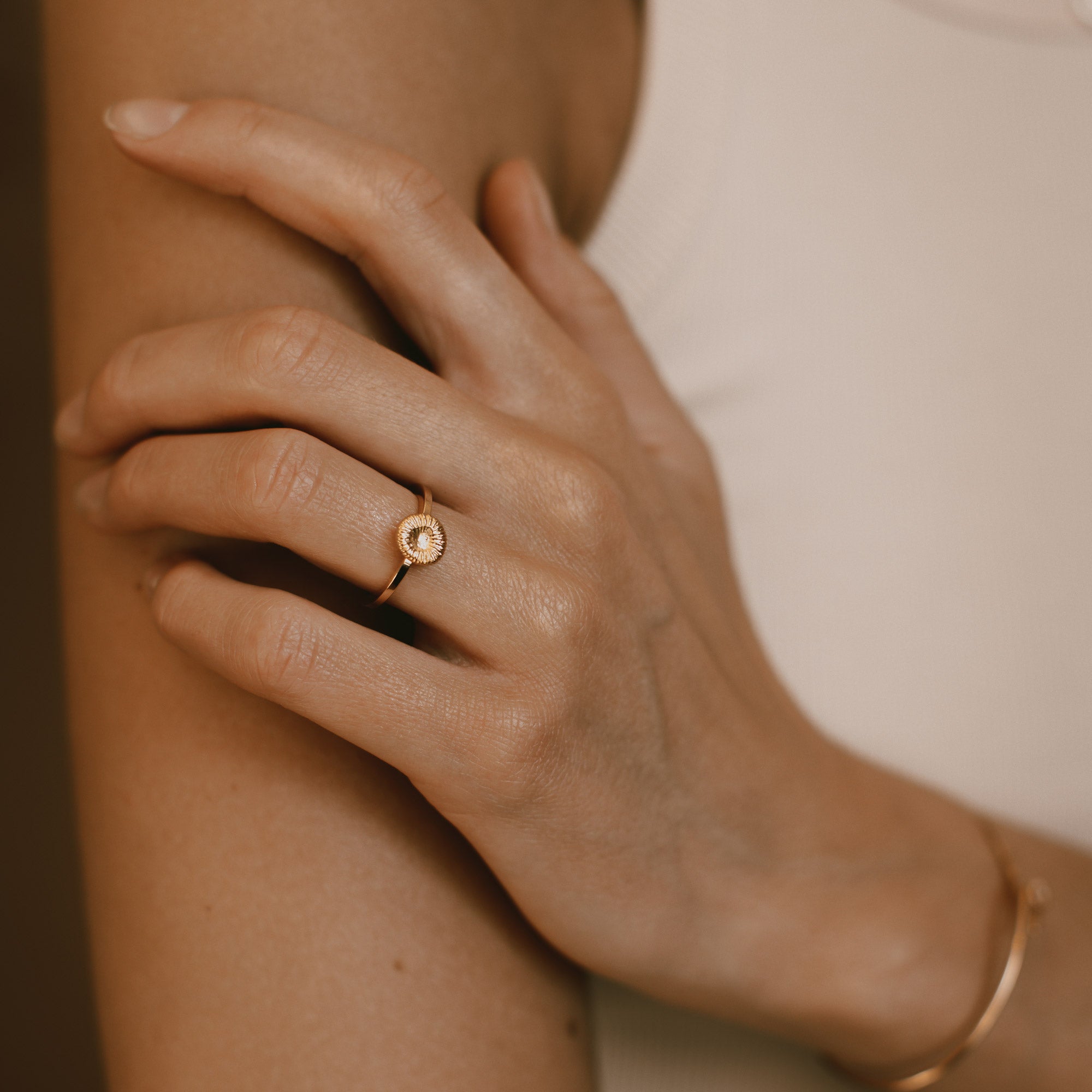 Knappkorall mellan - Ring