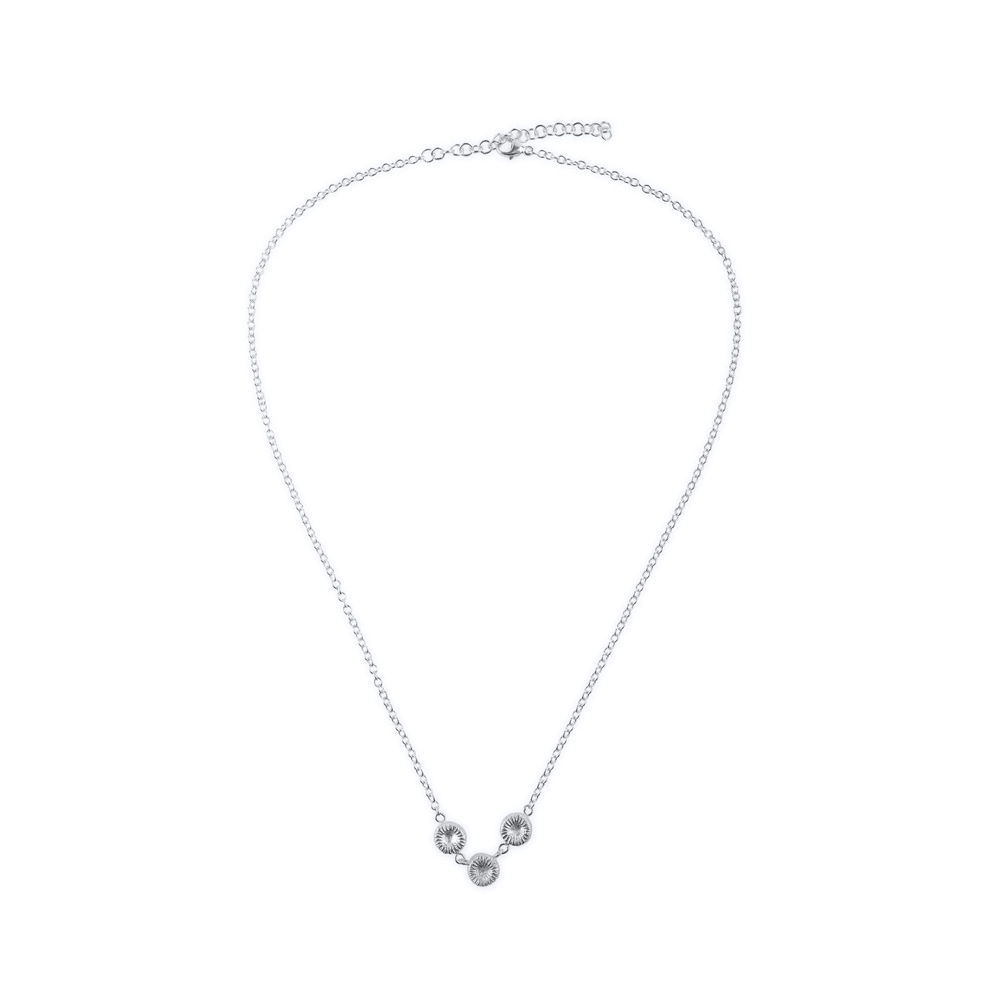 Knappkorall trio halsband i silver, justerbar kedja